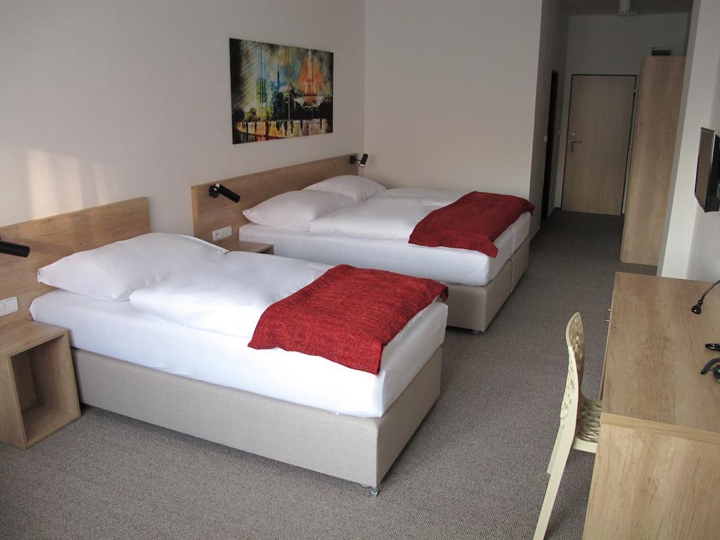 Hotel Kapitol Most Cameră foto